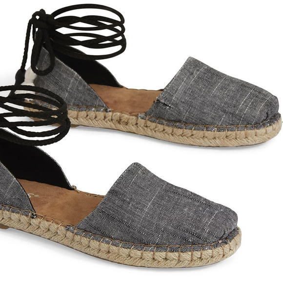TOMS Black Chambray Lace Up Espadrilles Shoes - Picture 2 of 8